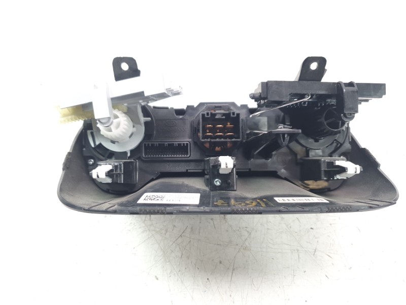 Recambio de mando calefaccion / aire acondicionado para kia stonic (ybcuv) concept referencia OEM IAM 97250H8120LEF  
