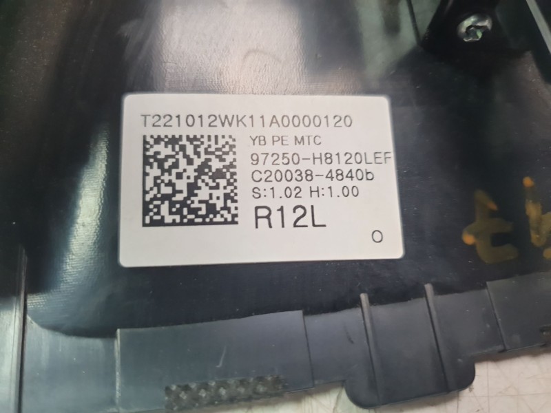 Recambio de mando calefaccion / aire acondicionado para kia stonic (ybcuv) concept referencia OEM IAM 97250H8120LEF  