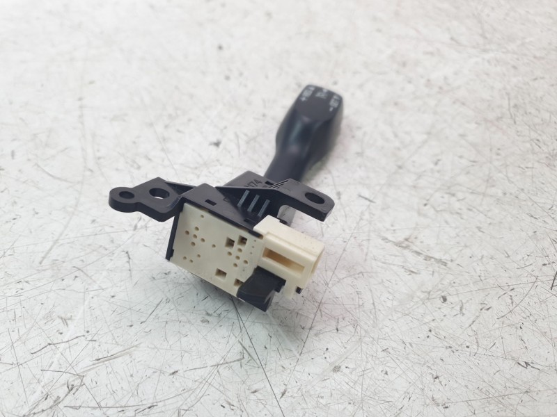 Recambio de mando control crucero para toyota yaris hybrid active referencia OEM IAM 2963H7D  