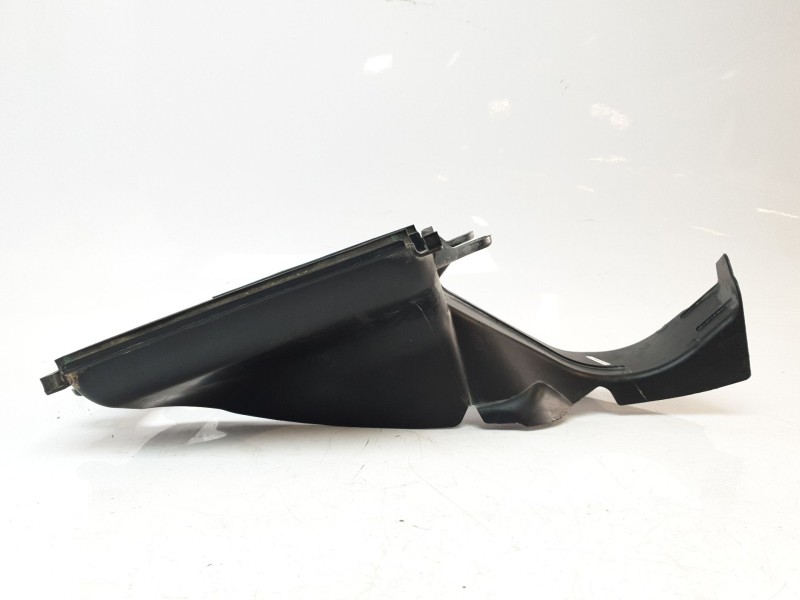 Recambio de moldura para maserati ghibli iii (m157) 3.0 referencia OEM IAM 670038774  