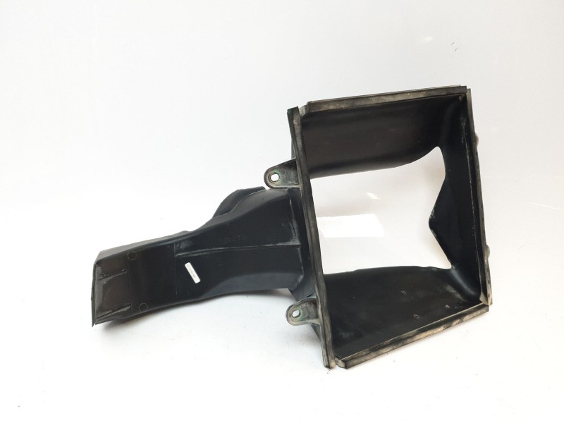 Recambio de moldura para maserati ghibli iii (m157) 3.0 referencia OEM IAM 670038774  