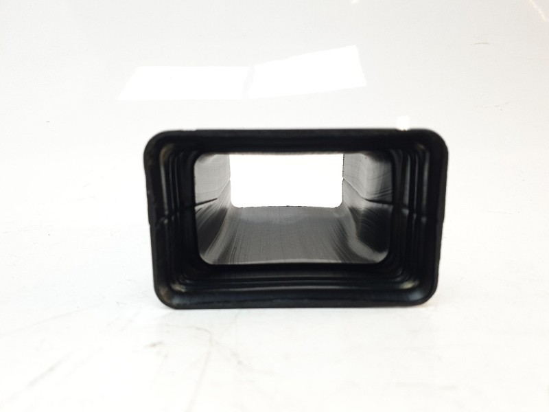 Recambio de moldura para maserati ghibli iii (m157) 3.0 referencia OEM IAM 670001703  