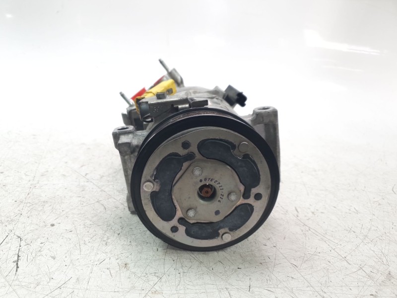 Recambio de compresor aire acondicionado para opel corsa f ultimate referencia OEM IAM 9834779880  
