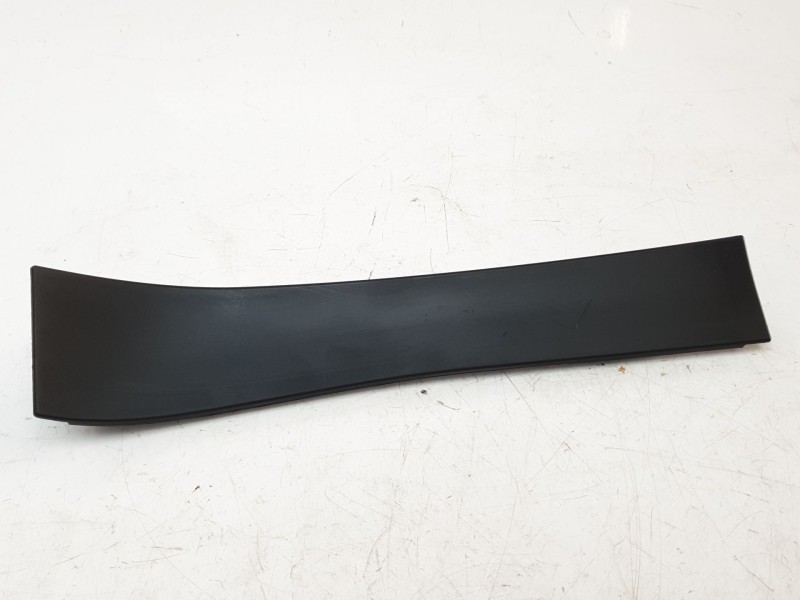 Recambio de moldura para maserati ghibli iii (m157) 3.0 referencia OEM IAM 670011108  
