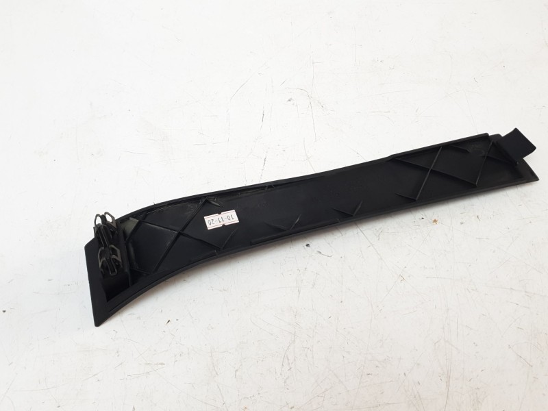 Recambio de moldura para maserati ghibli iii (m157) 3.0 referencia OEM IAM 670011108  