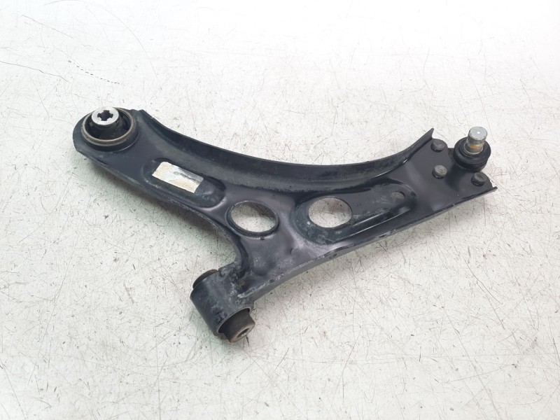 Recambio de brazo suspension delantero izquierdo para opel corsa f ultimate referencia OEM IAM 9857903080  