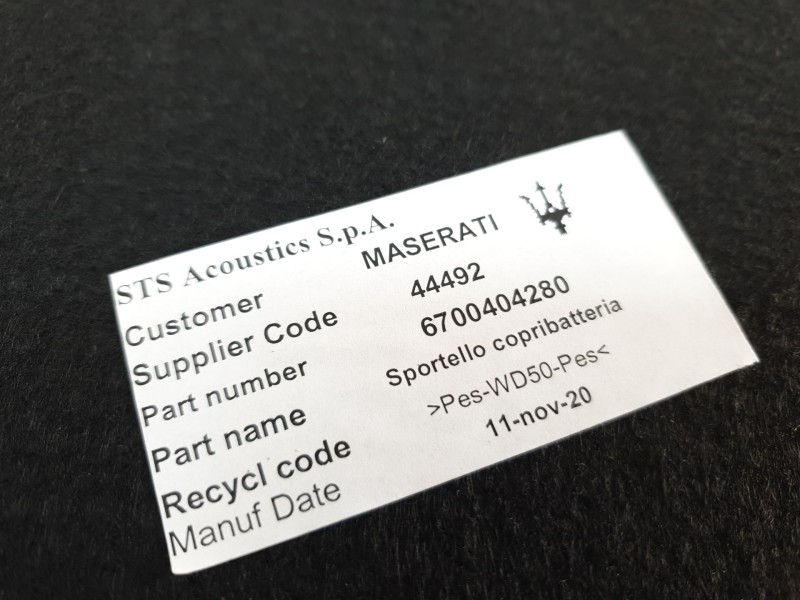 Recambio de moldura para maserati ghibli iii (m157) 3.0 referencia OEM IAM 670040428  