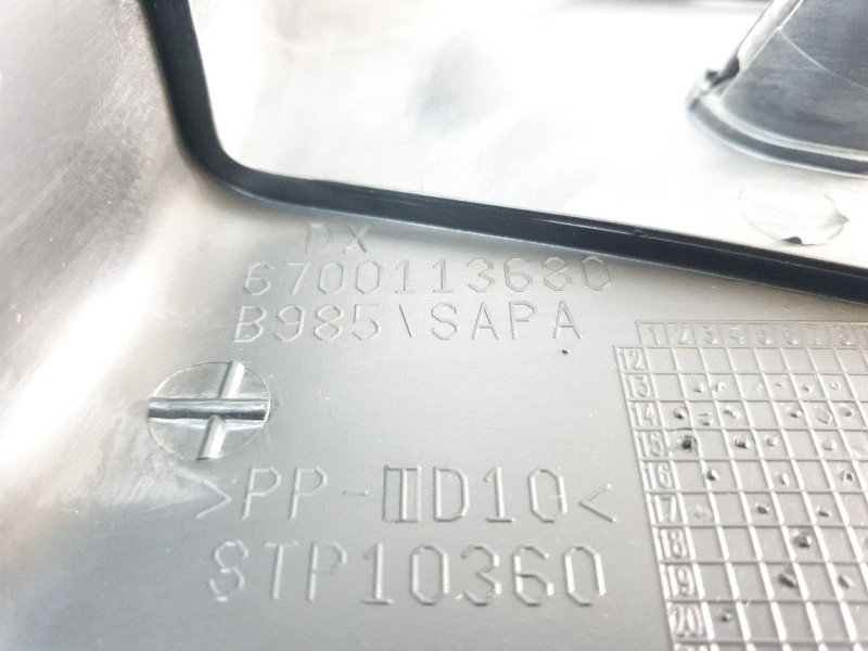 Recambio de moldura para maserati ghibli iii (m157) 3.0 referencia OEM IAM 670011368  