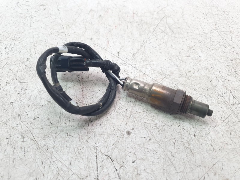 Recambio de sonda lambda para kia stonic (ybcuv) concept referencia OEM IAM 3921008100  