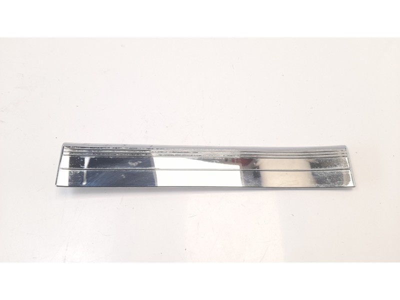 Recambio de moldura para mercedes-benz clase cls (w219) 320 cdi (219.322) referencia OEM IAM A2196800435  