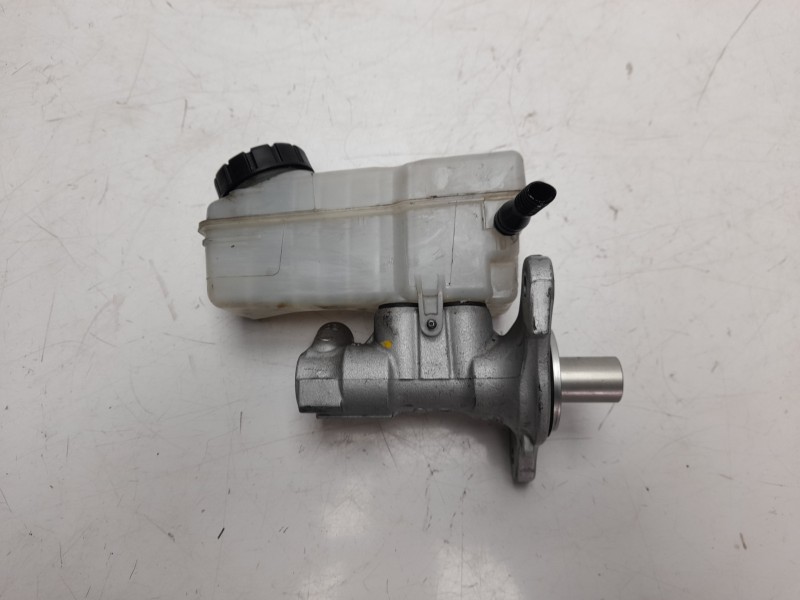 Recambio de bomba freno para dacia sandero 1.5 dci diesel fap cat referencia OEM IAM 460915125R  