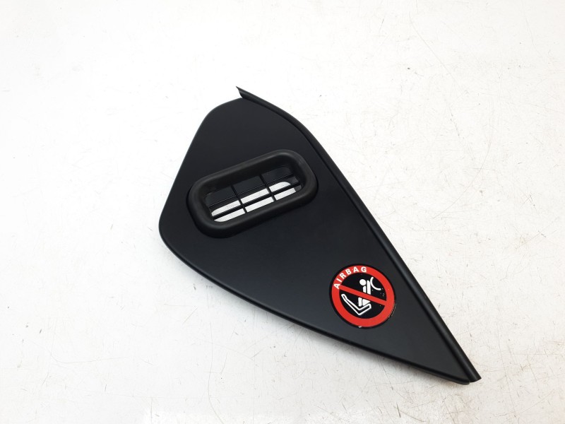 Recambio de moldura para maserati ghibli iii (m157) 3.0 referencia OEM IAM 670018435  