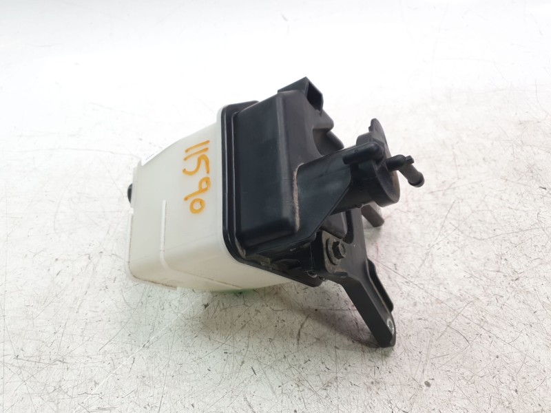 Recambio de deposito expansion para mazda 3 berlina (bp) referencia OEM IAM PAF115351  