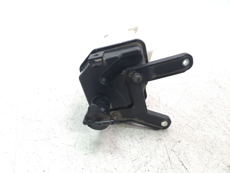 Recambio de deposito expansion para mazda 3 berlina (bp) referencia OEM IAM PAF115351  