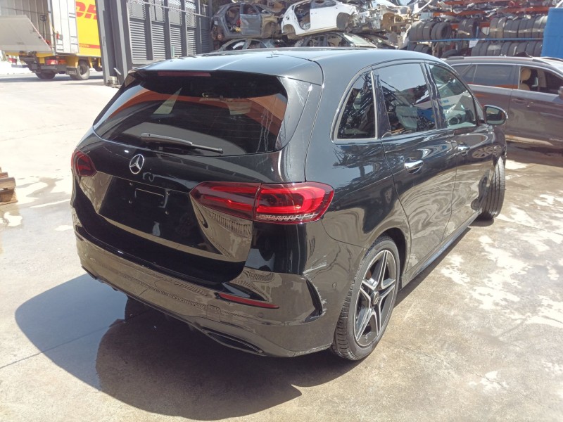 mercedes-benz clase b sports tourer (w247) del año 2022