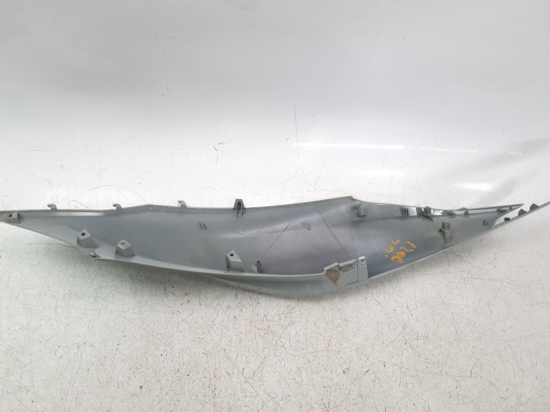 Recambio de moldura para honda pcx pcx 125 (jk05) referencia OEM IAM 83610K1ZJ100  