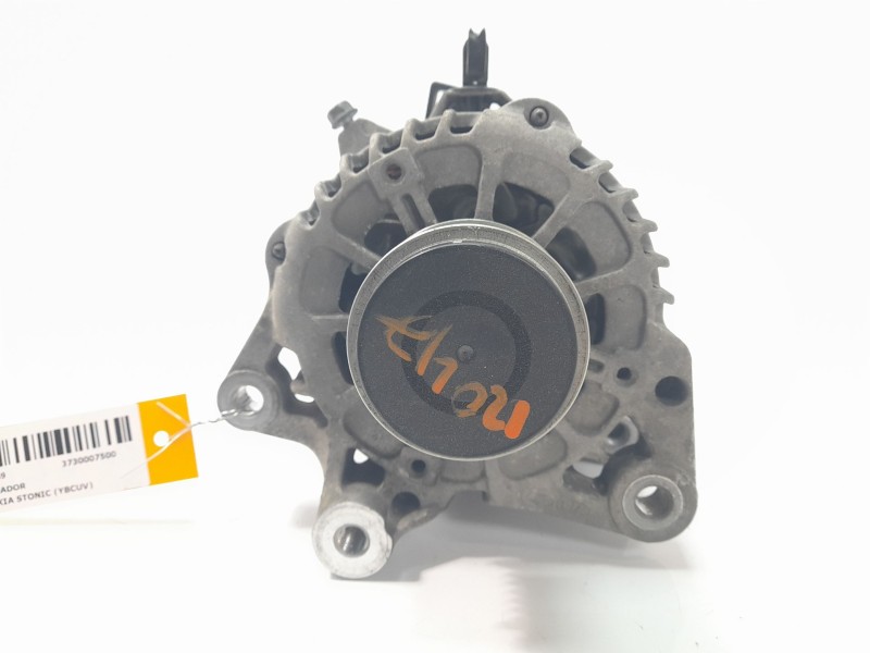 Recambio de alternador para kia stonic (ybcuv) concept referencia OEM IAM 3730007500 ALF150124DP 