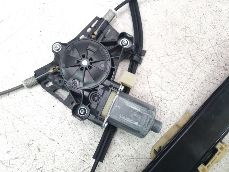 Recambio de elevalunas delantero derecho para audi q2 (gab) 1.0 tfsi referencia OEM IAM 81A837462  