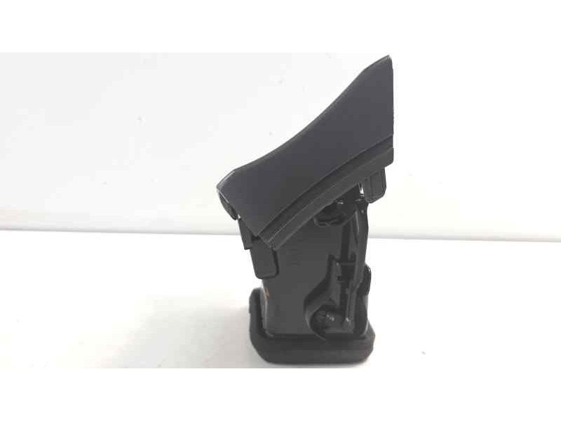 Recambio de rejilla aireadora para nissan pulsar (c13) acenta referencia OEM IAM 687613ZP0A  