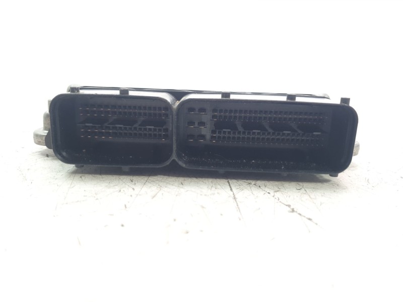 Recambio de centralita motor uce para audi q2 (gab) 1.0 tfsi referencia OEM IAM 04C907309BB  