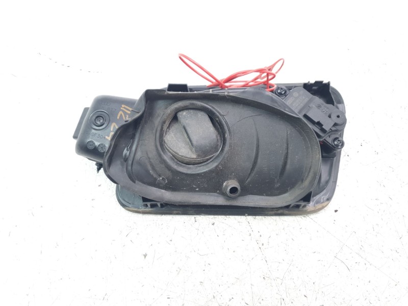 Recambio de tapa exterior combustible para audi q2 (gab) 1.0 tfsi referencia OEM IAM 81A809906  
