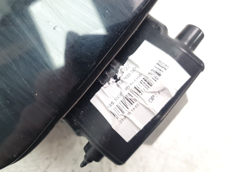 Recambio de tapa exterior combustible para audi q2 (gab) 1.0 tfsi referencia OEM IAM 81A809906  