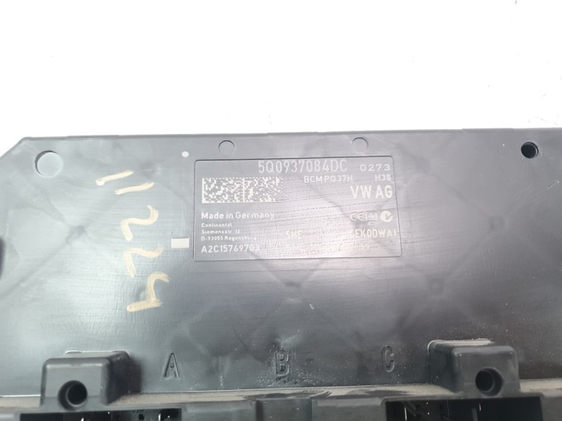Recambio de modulo electronico para audi q2 (gab) 1.0 tfsi referencia OEM IAM 5Q0937084DC  