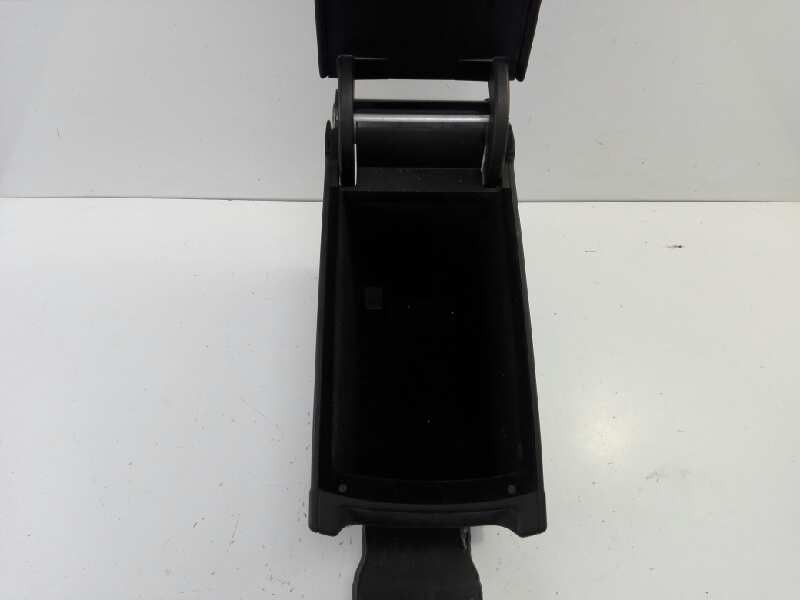 Recambio de apoyabrazos central para volkswagen passat berlina (3c2) advance referencia OEM IAM 3C0864249D  