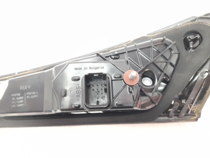 Recambio de piloto trasero izquierdo interior para mercedes-benz cle cle 220d referencia OEM IAM 2549065102  