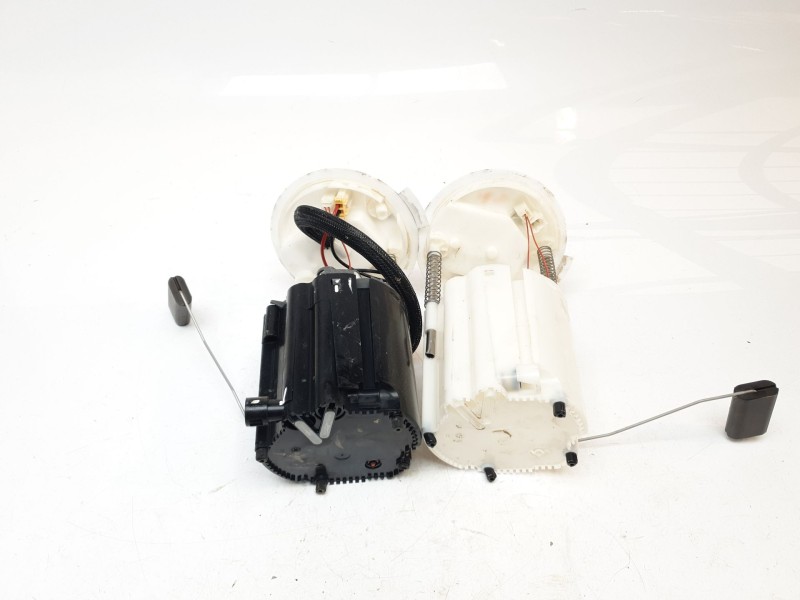 Recambio de bomba combustible para maserati ghibli iii (m157) 3.0 referencia OEM IAM 670035006 670003733 