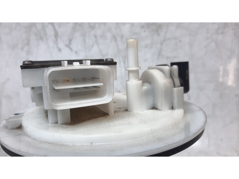 Recambio de bomba combustible para kia sportage concept 2wd referencia OEM IAM 31110D7050  