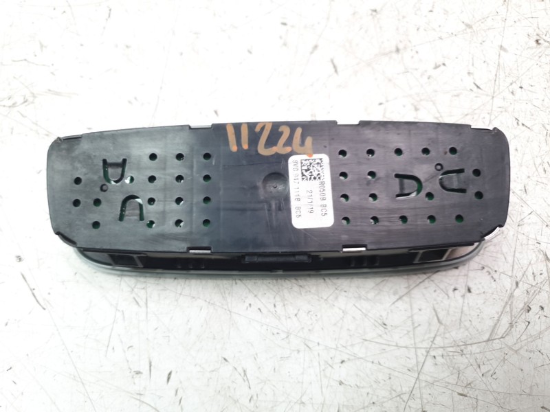 Recambio de luz interior para audi q2 (gab) 1.0 tfsi referencia OEM IAM 8V0947111B  