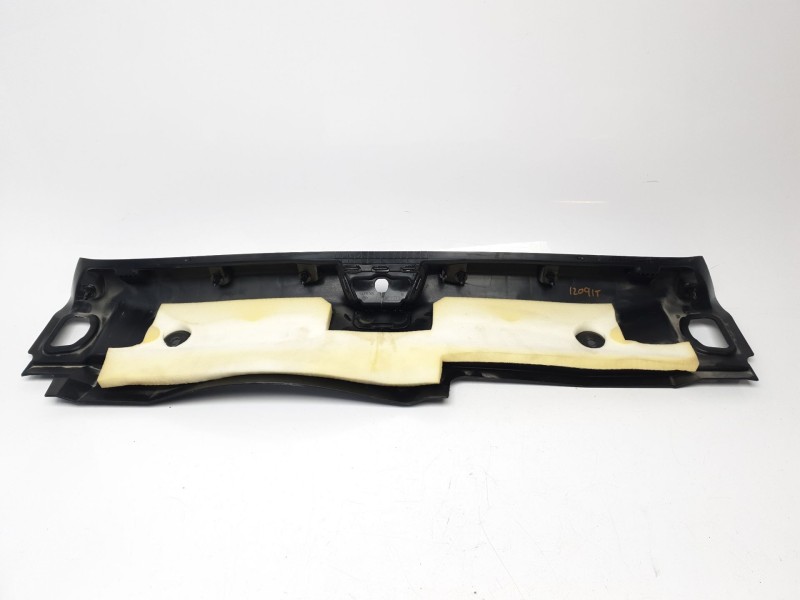 Recambio de moldura para maserati ghibli iii (m157) 3.0 referencia OEM IAM 670040731  