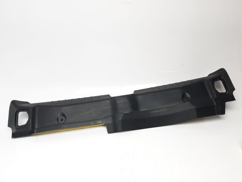 Recambio de moldura para maserati ghibli iii (m157) 3.0 referencia OEM IAM 670040731  