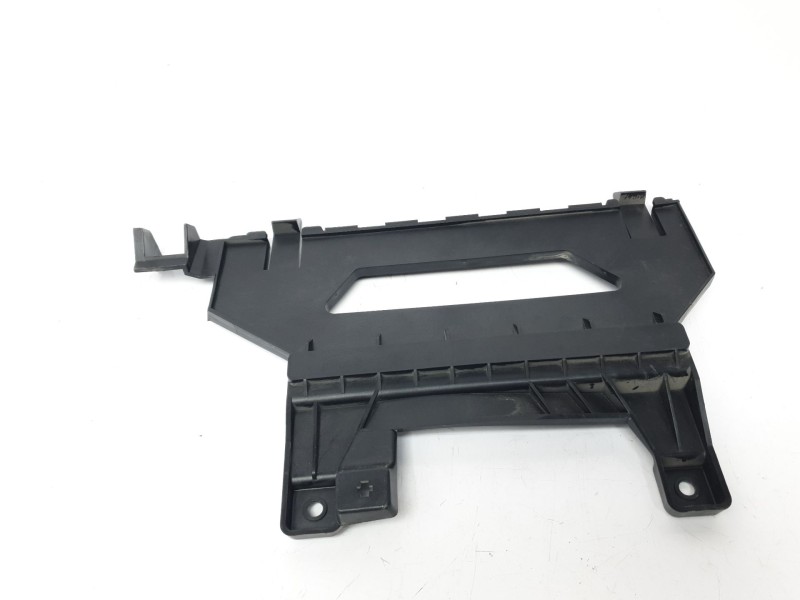 Recambio de moldura para maserati ghibli iii (m157) 3.0 referencia OEM IAM 670031014  