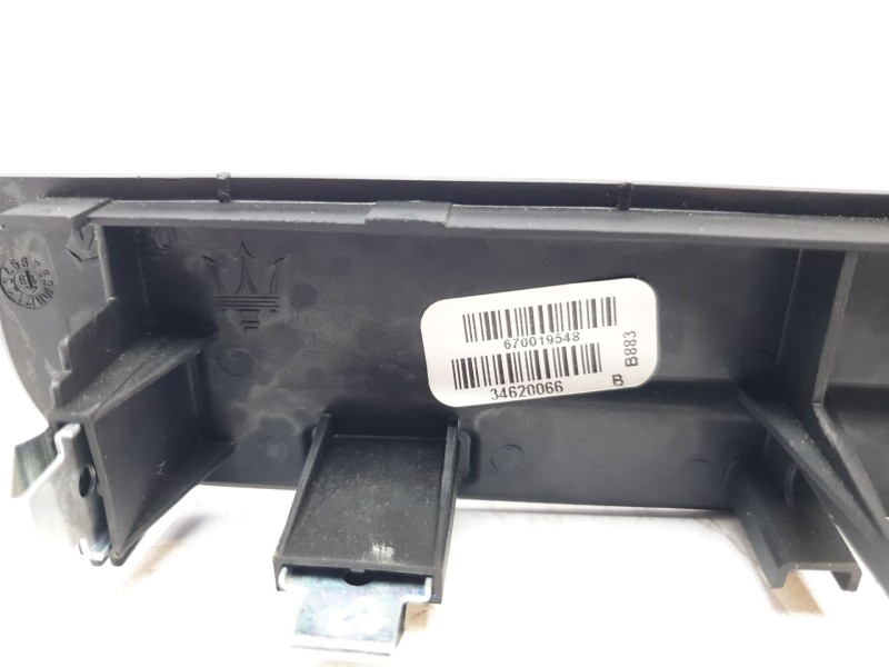 Recambio de moldura para maserati ghibli iii (m157) 3.0 referencia OEM IAM 670019548  