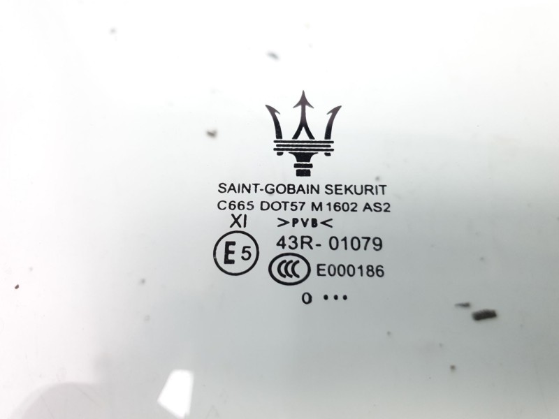 Recambio de luna delantera derecha para maserati ghibli iii (m157) 3.0 referencia OEM IAM 670101579  