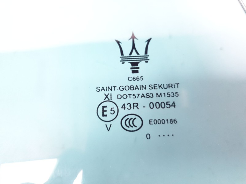 Recambio de luna trasera derecha para maserati ghibli iii (m157) 3.0 referencia OEM IAM 670038123  