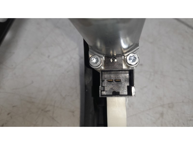 Recambio de elevalunas delantero izquierdo para porsche cayenne coupe (9yb) e-hybrid referencia OEM IAM 760837461D  