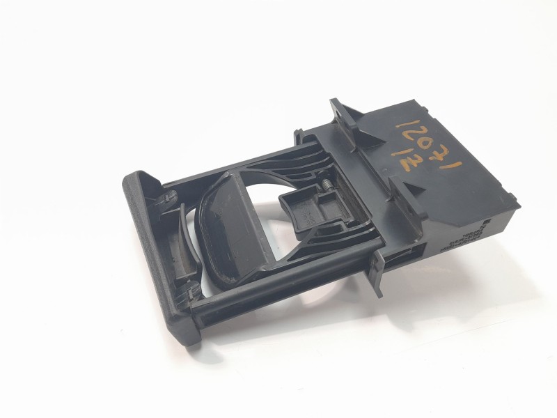 Recambio de guantera para toyota hilux vii pick-up (_n1_, _n2_, _n3_) 2.5 d-4d 4wd (kun25_) referencia OEM IAM 556150K010  