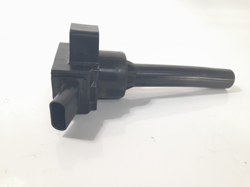 Recambio de bobina encendido para kia stonic (ybcuv) concept referencia OEM IAM 2730108000  
