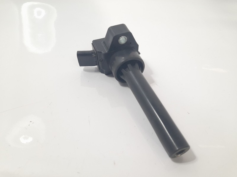Recambio de bobina encendido para kia stonic (ybcuv) concept referencia OEM IAM 2730108000  