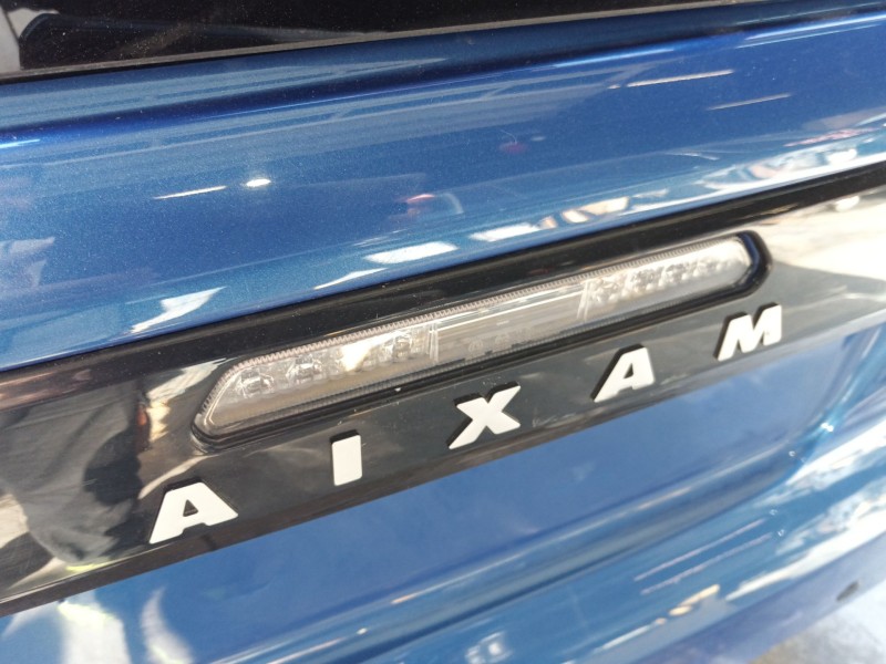 Recambio de piloto trasero central para aixam uv/51/af0a s9 referencia OEM IAM   