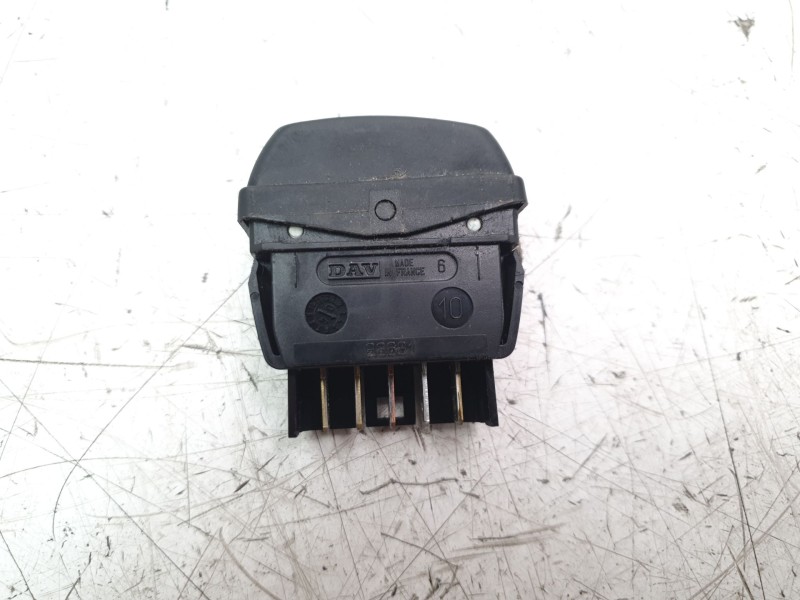 Recambio de mando elevalunas delantero derecho para citroën xsara picasso (n68) 2.0 hdi referencia OEM IAM 6552TA IAF120007 