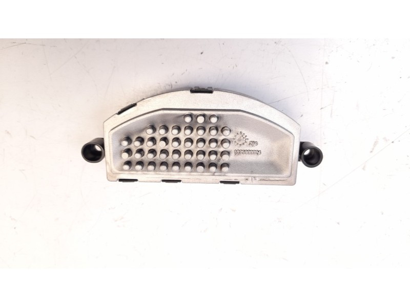Recambio de resistencia calefaccion para volkswagen golf vii lim. 1.6 tdi dpf referencia OEM IAM 5Q0907521E  