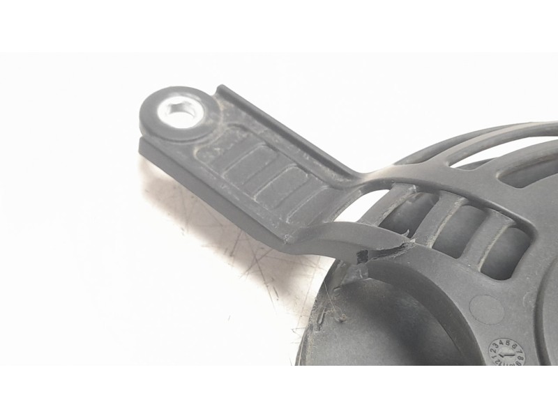 Recambio de electroventilador para honda africa twin referencia OEM IAM 19020MGSD31  