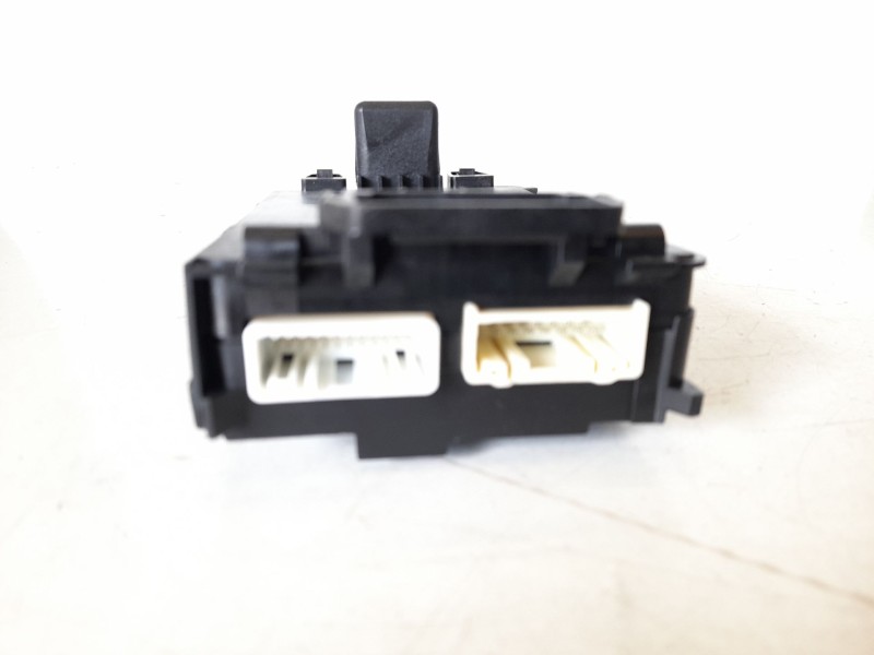 Recambio de modulo electronico para mazda cx-5 2.0 cat referencia OEM IAM TK52675Y0H  