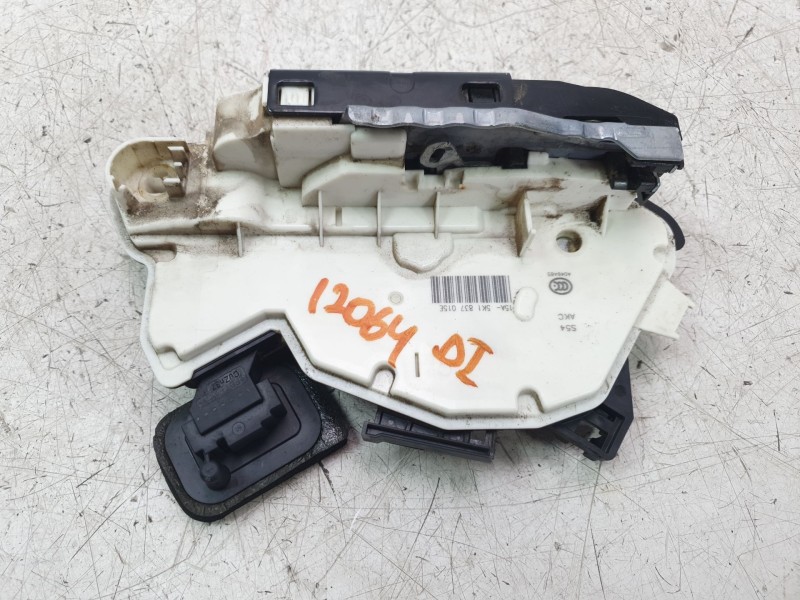 Recambio de cerradura puerta delantera izquierda para volkswagen golf vii lim. gte referencia OEM IAM 5K1837015E  DLF380037HQ
