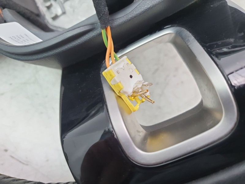 Recambio de volante para citroën c3 shine referencia OEM IAM 98164326ZD  