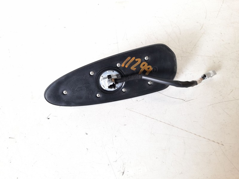Recambio de antena para mazda cx-5 2.0 cat referencia OEM IAM GML8669302Y  